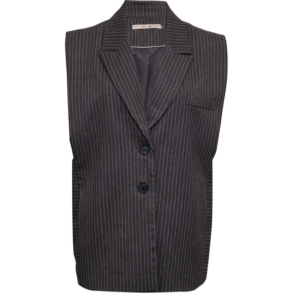 Costamani- Ferrell vest